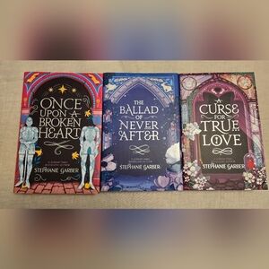 FAIRYLOOT EDITION - ONCE UPON A BROKEN HEART SERIES